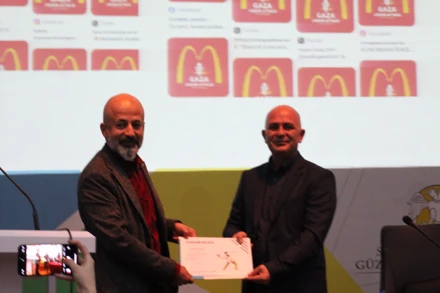 "FİLİSTİN MÜCADELESİ ve AFİŞ" konulu Konferans gerçekleştirildi